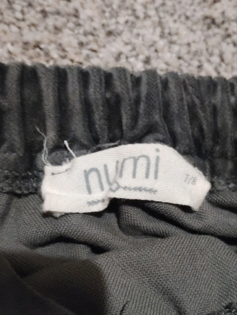 Numi soft gray